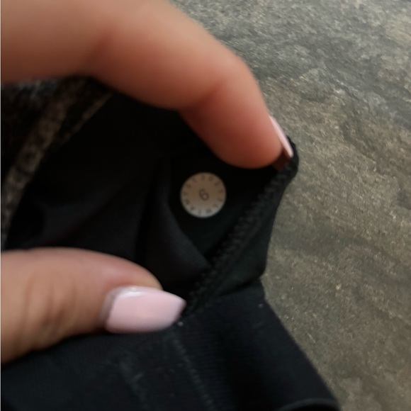 Lululemon vintage gray tank - Picture 2 of 3